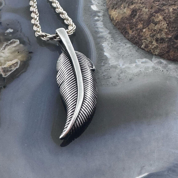 Sterling Silver Southwestern Style Engraved Feather Unisex Pendant - Picture 6 of 10